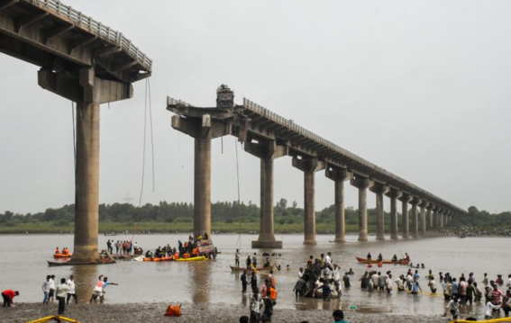 Bridge Collapse in Vadodara